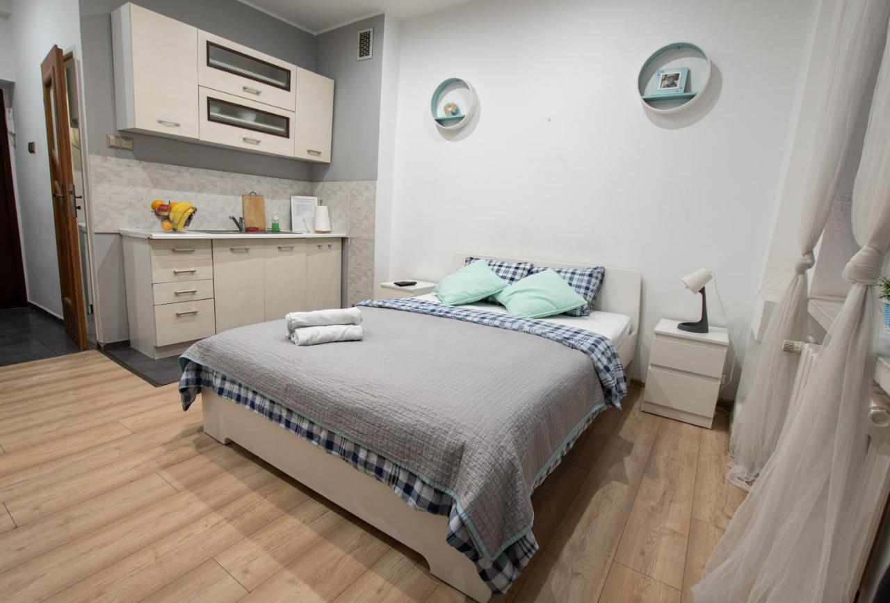 Apartament Estakada Częstochowa Buitenkant foto